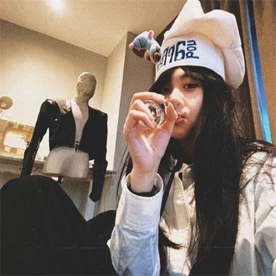 绿叶对根的情意